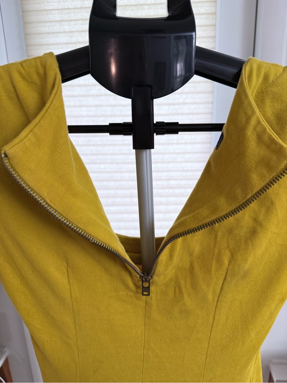 French Connection Mustard Yellow Graphic embroidered Tank Dress size 0 - Picture 9 of 11